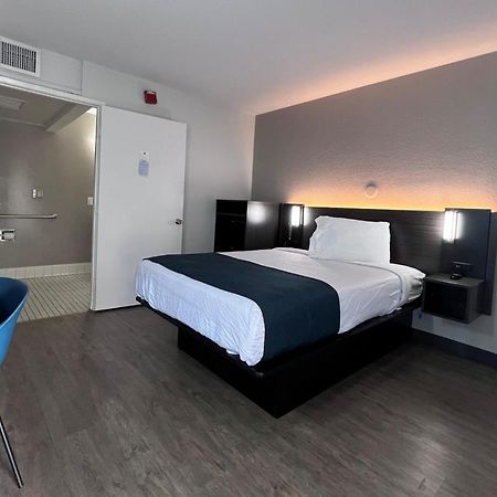 Motel 6-Bakersfield, Ca - South מראה חיצוני תמונה