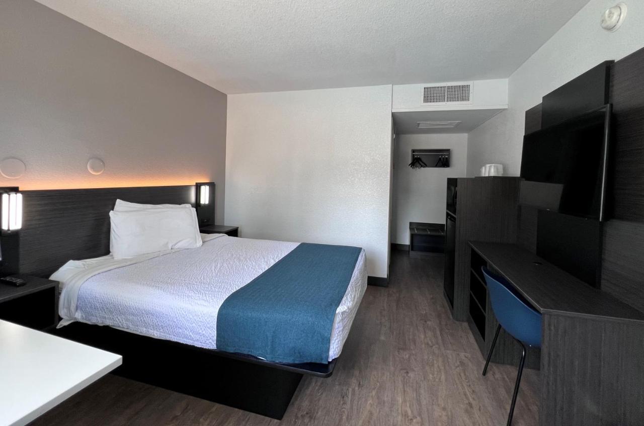 Motel 6-Bakersfield, Ca - South מראה חיצוני תמונה