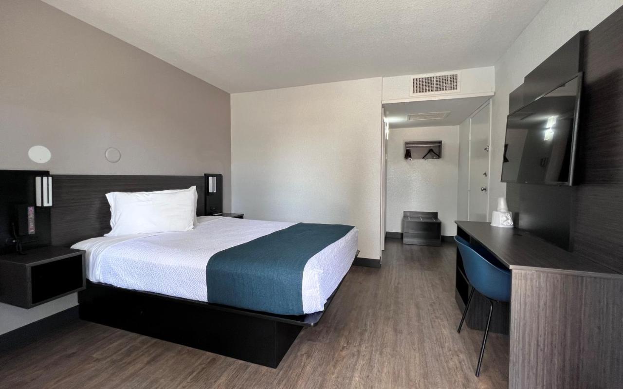 Motel 6-Bakersfield, Ca - South מראה חיצוני תמונה